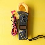 BM528A CLAMP METER
